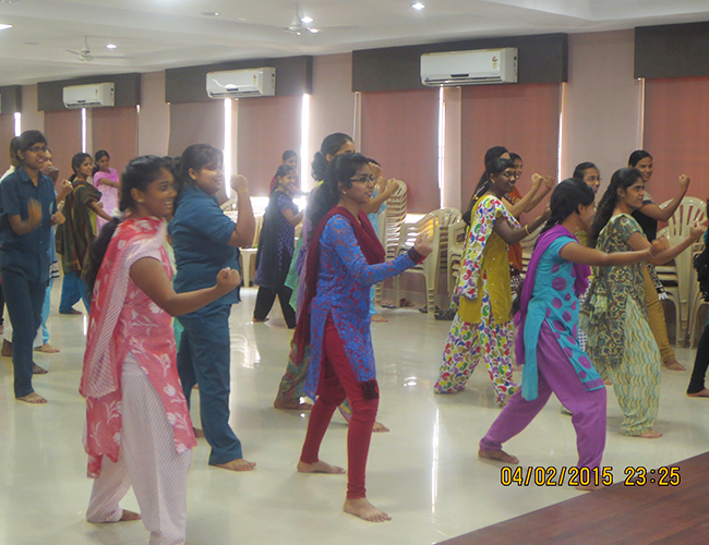 SAVITHA SCHOOL OF ENG COLLEGE GIRLS SELF DEFENCE CLASS